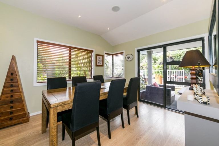 Photo of property in 123 Kent Terrace, Taradale, Napier, 4112