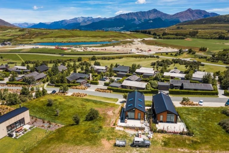 Photo of property in 9 Rannoch Drive, Jacks Point, Queenstown, 9371