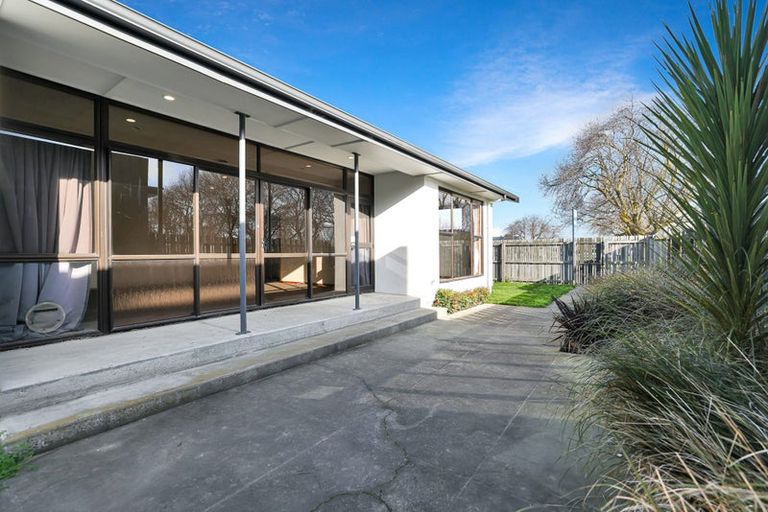Photo of property in 17 Mona Square, Ashburton, 7700
