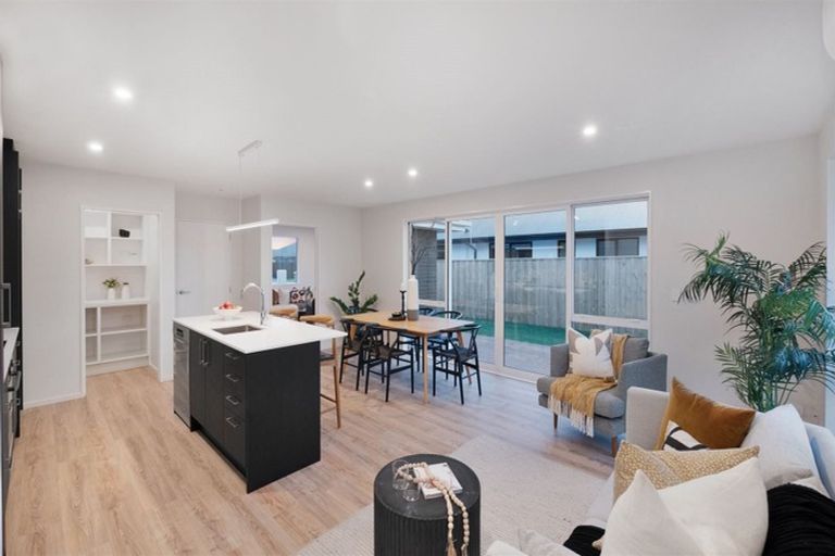 Photo of property in 73 Tiritiri Moana Drive, Pegasus, 7612