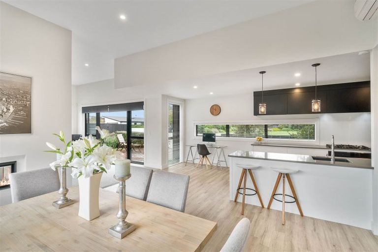 Photo of property in 2 Wallace Crescent, Prebbleton, 7604