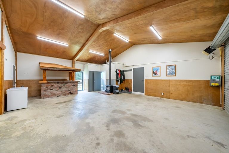 Photo of property in Woodhill Park, 148 Kakariki Way, Whitemans Valley, Upper Hutt, 5371