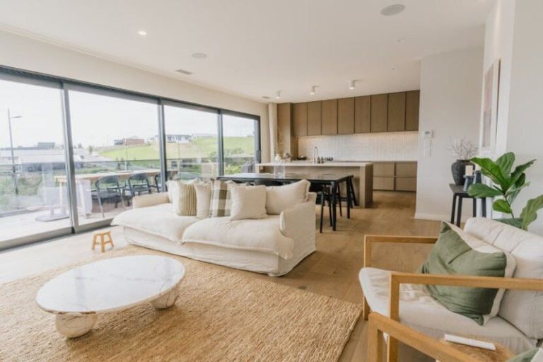 Photo of property in 23 Omahina Street, Raglan, 3225