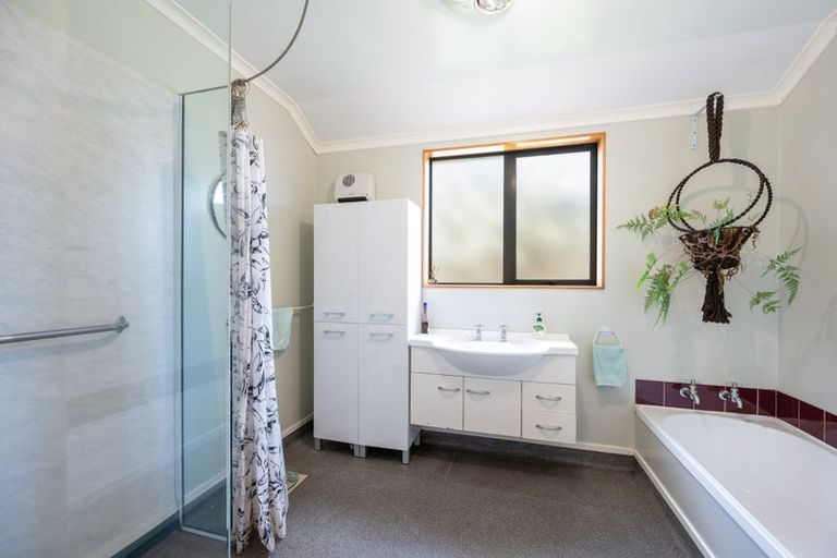 Photo of property in 6 Whiting Drive, Wakefield, 7025