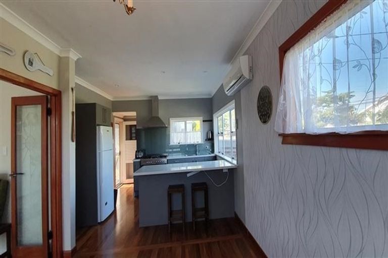 Photo of property in 158 Anzac Parade, Whanganui East, Whanganui, 4500