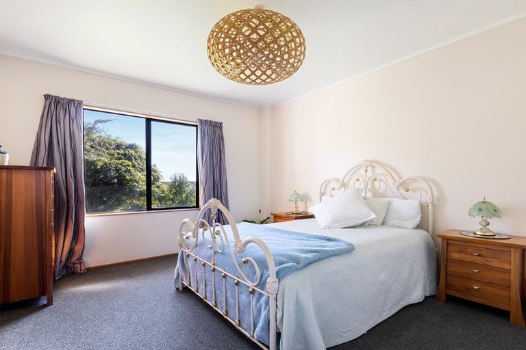 Photo of property in 40 Endeavour Avenue, Welcome Bay, Tauranga, 3112