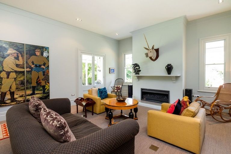 Photo of property in 1 France Road, Bluff Hill, Napier, 4110