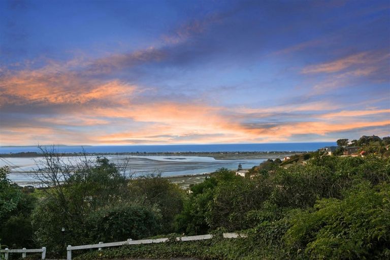 Photo of property in 103 Mount Pleasant Road, Mount Pleasant, Christchurch, 8081