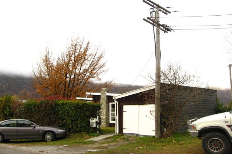 Photo of property in 23 Denbigh Street, Arrowtown, 9302
