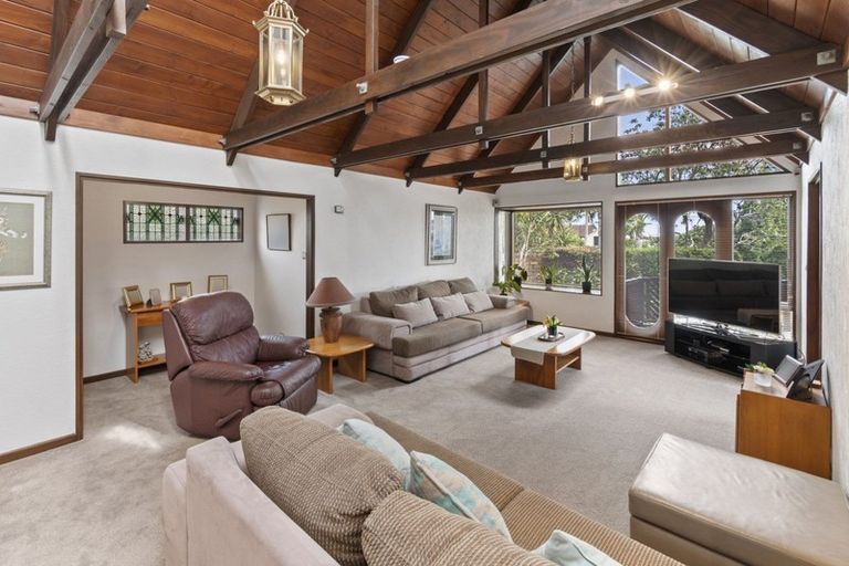 Photo of property in 19 Clyside Avenue, Half Moon Bay, Auckland, 2012