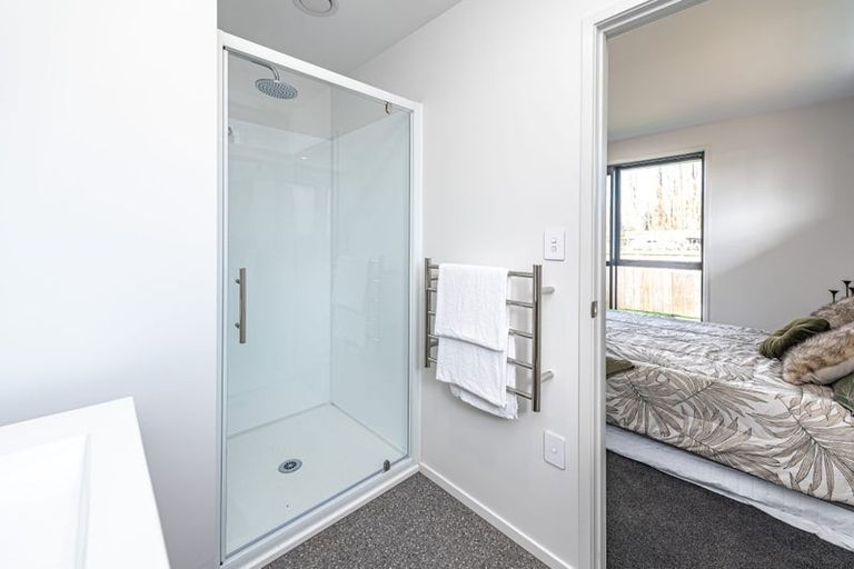 Photo of property in 30 Oldfield Lane, Marton, 4710