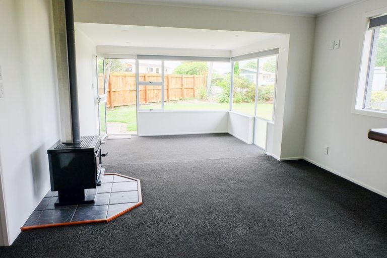 Photo of property in 17 Airedale Road, Weston, Oamaru, 9401