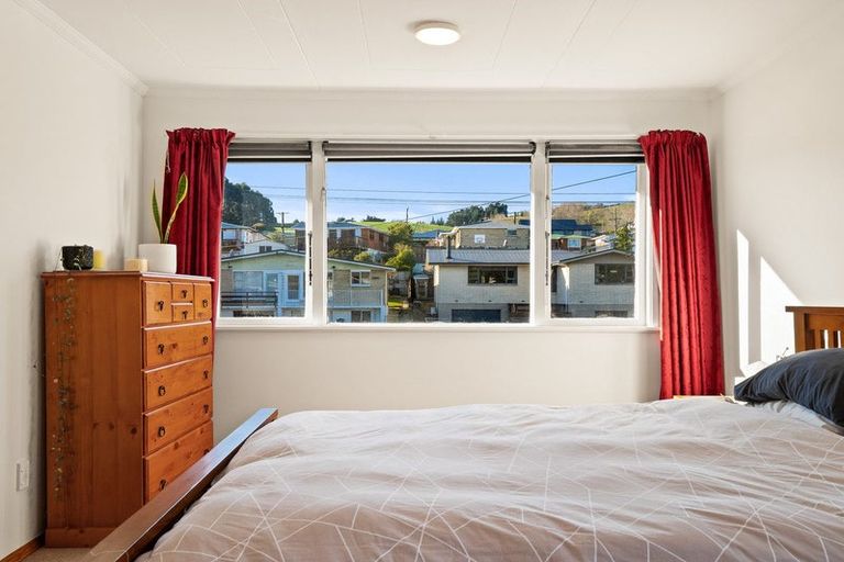 Photo of property in 5 Elwyn Crescent, Green Island, Dunedin, 9018