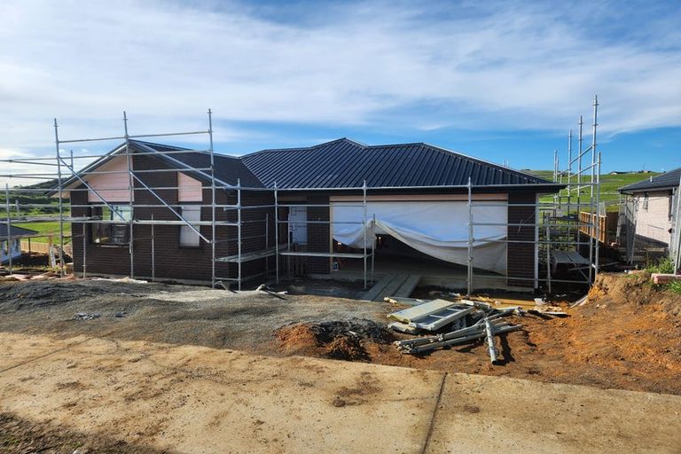 Photo of property in 21 Calder Crescent, Pokeno, 2402