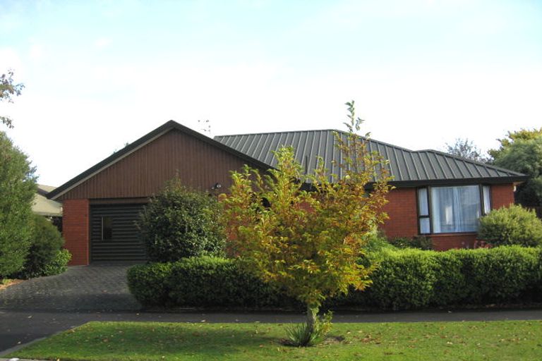 Photo of property in 44 Sayers Crescent, Ilam, Christchurch, 8041