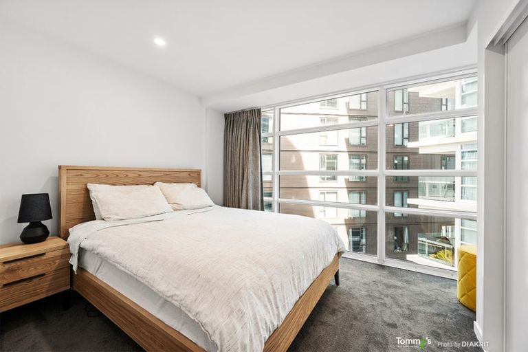 Photo of property in Pinnacle Apartments, E904/160 Victoria Street, Te Aro, Wellington, 6011