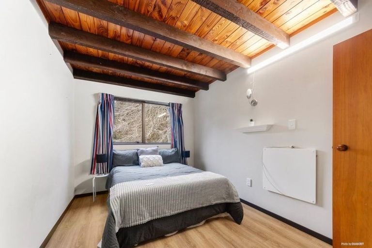 Photo of property in 27 Claverdon Drive, Massey, Auckland, 0614