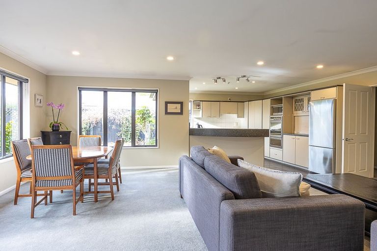 Photo of property in 14 Dunmurry Place, Casebrook, Christchurch, 8051