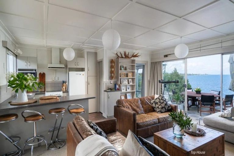 Photo of property in 171 Lake Terrace, Hilltop, Taupo, 3330