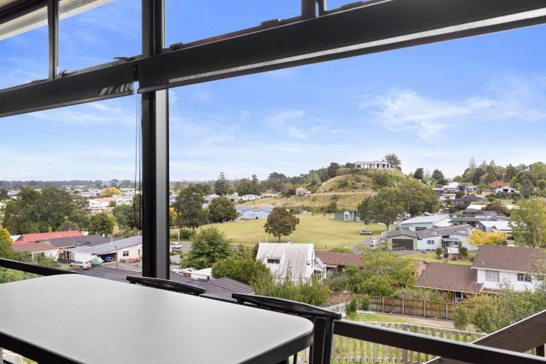 Photo of property in 4 O'meara Heights, Paeroa, 3600