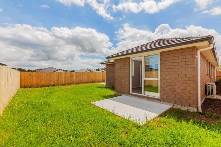 Photo of property in 18 Wellfield Drive, Papakura, 2110