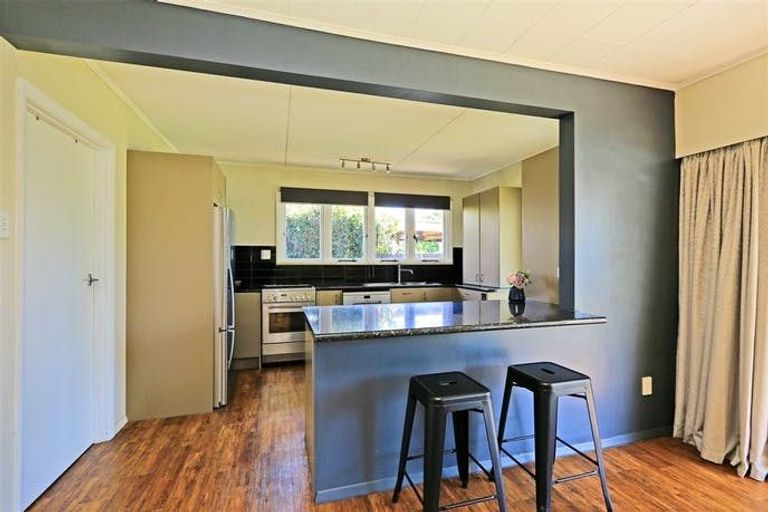 Photo of property in 704 Park Road North, Parkvale, Hastings, 4122