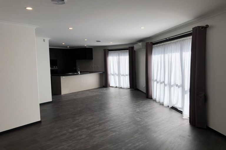 Photo of property in 19 Ribbonwood Close, Te Kauwhata, 3710