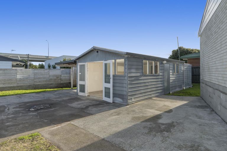 Photo of property in 14a Links Avenue, Mount Maunganui, 3116