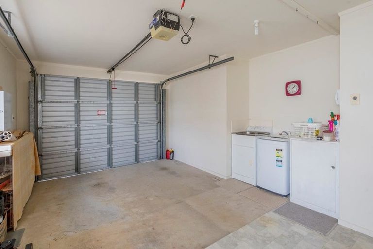 Photo of property in 11 Belvedere Avenue, Waikanae, 5036