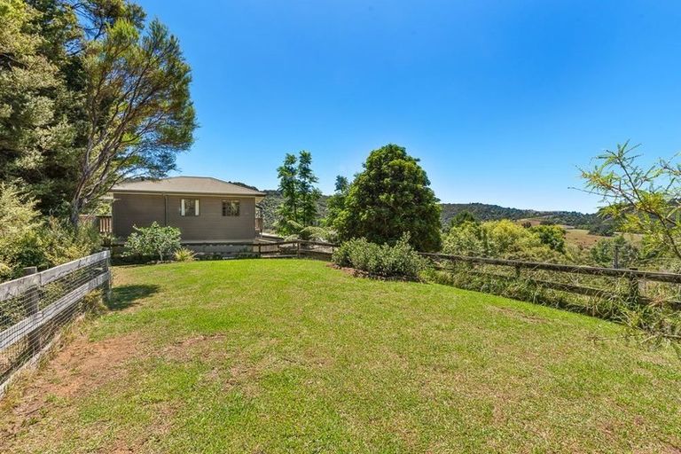Photo of property in 141 Dennis Road, Kaipara Flats, Warkworth, 0981