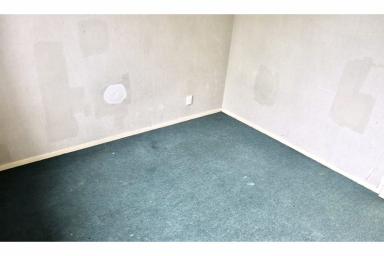 Photo of property in 1/41 Taitimu Drive, Weymouth, Auckland, 2103