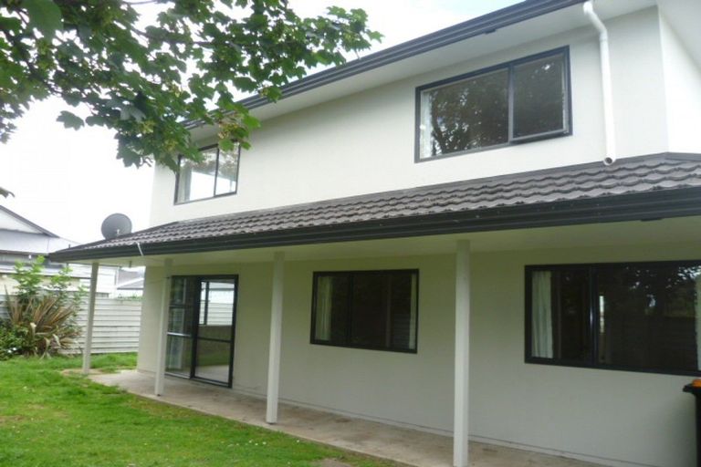 Photo of property in 19a Knowles Street, Terrace End, Palmerston North, 4410