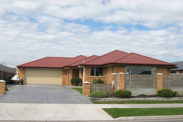 Photo of property in 11 Chester Street, Kaiapoi, 7630
