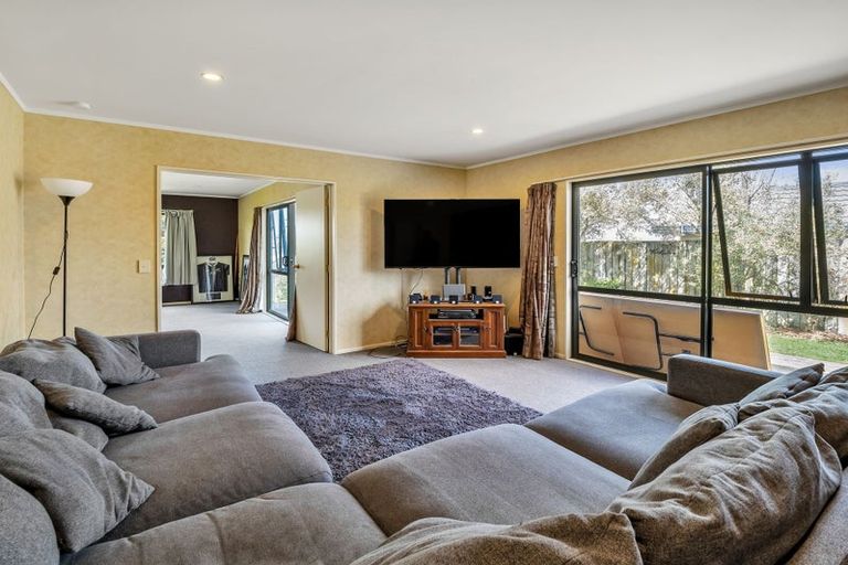 Photo of property in 75 Parnell Heights, Kelvin Grove, Palmerston North, 4414