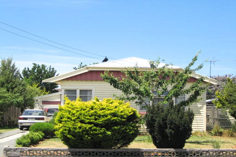 Photo of property in 26 Pannell Avenue, Wainoni, Christchurch, 8061