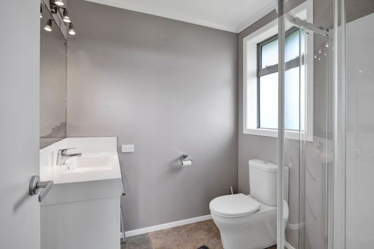 Photo of property in 200 Paraite Road, Paraite, New Plymouth, 4373