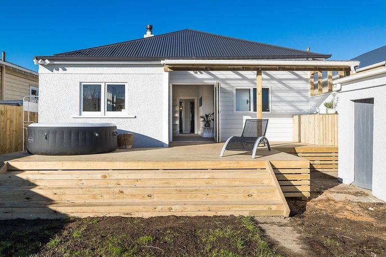 Photo of property in 200 Bay View Road, South Dunedin, Dunedin, 9012