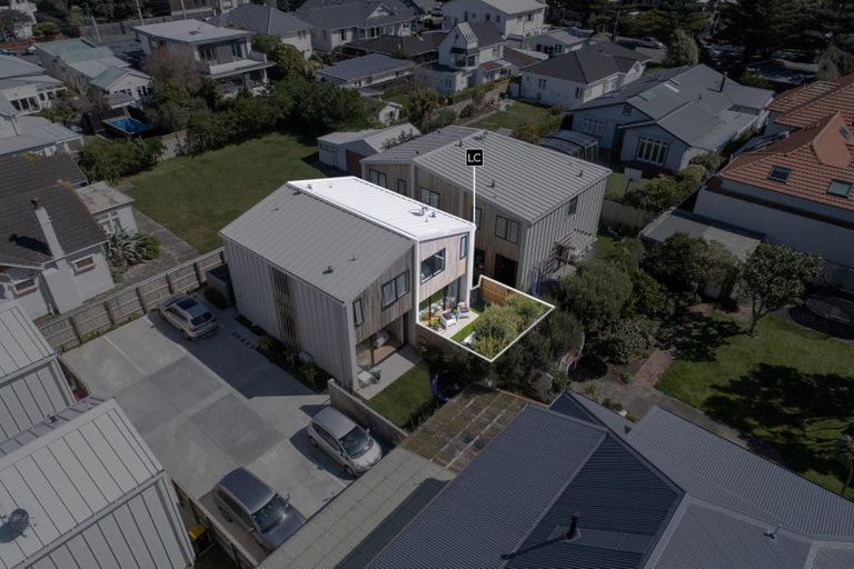 Photo of property in 16b Inglis Street, Seatoun, Wellington, 6022