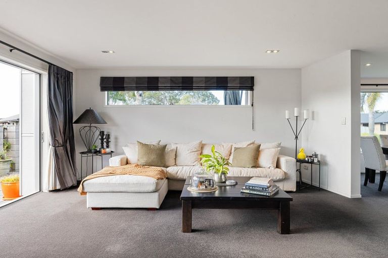 Photo of property in 4 The Palms, Rototuna, Hamilton, 3210