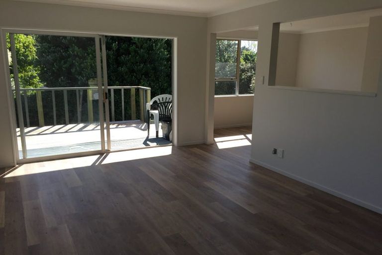 Photo of property in 43a Hicks Close, Whitby, Porirua, 5024