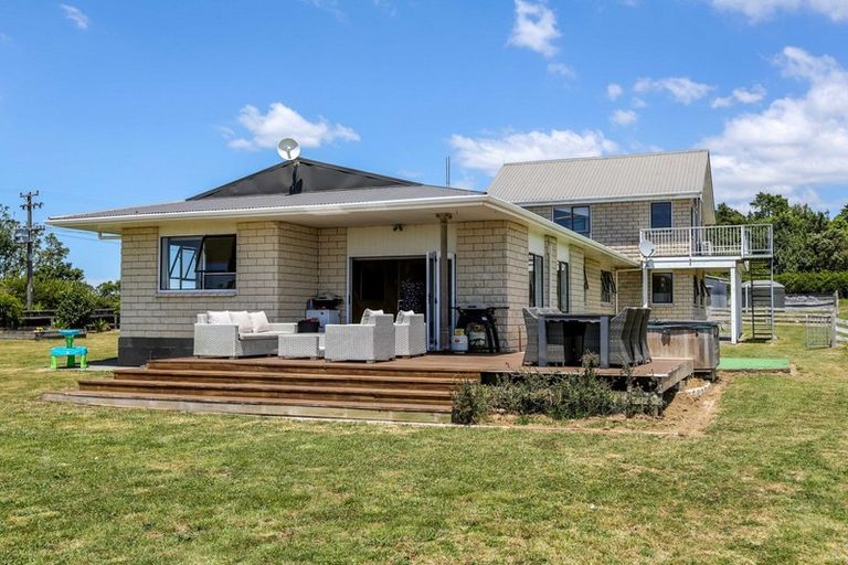 Photo of property in 1988 Egmont Road, Kaimiro, Inglewood, 4386