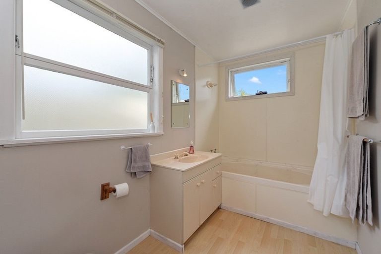 Photo of property in 2 Short Street, Claudelands, Hamilton, 3214