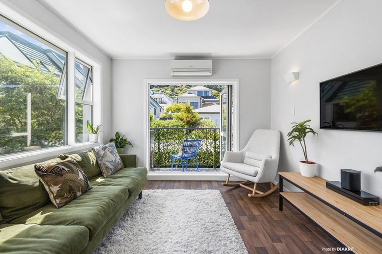 Photo of property in 4/36 Roxburgh Street, Mount Victoria, Wellington, 6011