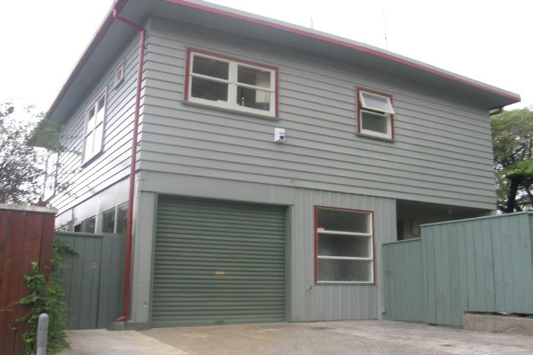 Photo of property in 70 Mulberry Street, Maungaraki, Lower Hutt, 5010