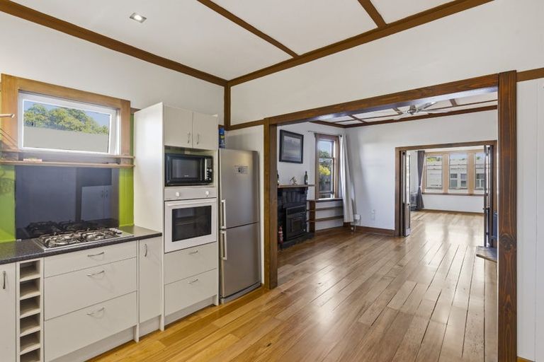 Photo of property in 42 Hinemoa Street, Paraparaumu, 5032