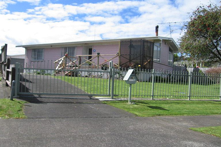 Photo of property in 10 Navigator Place, Papatoetoe, Auckland, 2025