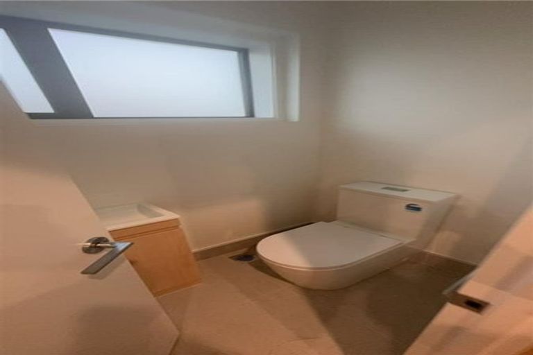 Photo of property in 48 Parkwood Avenue, Westgate, Auckland, 0614