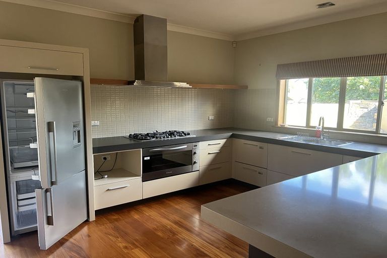 Photo of property in 15 Doneraille Place, Bethlehem, Tauranga, 3110