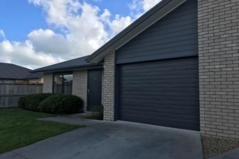 Photo of property in 31 Piwakawaka Court, Rototuna North, Hamilton, 3210