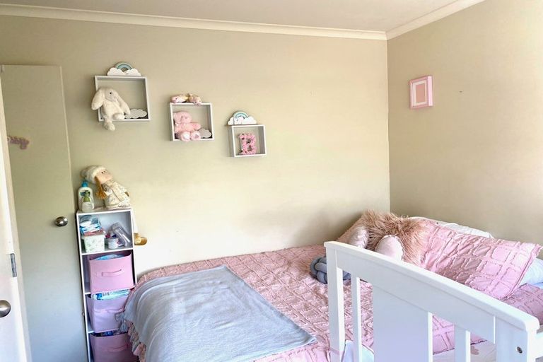 Photo of property in 39 Tiri Tiri Road, Birkdale, Auckland, 0626